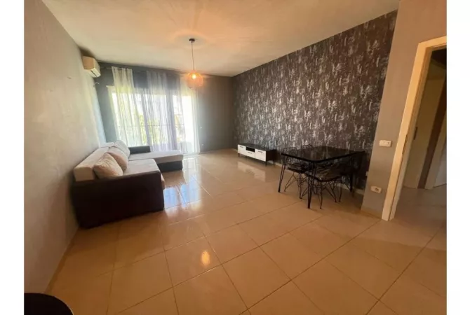 Shtepi ne shitje 2+1 ne Tirane - 230,000 Euro