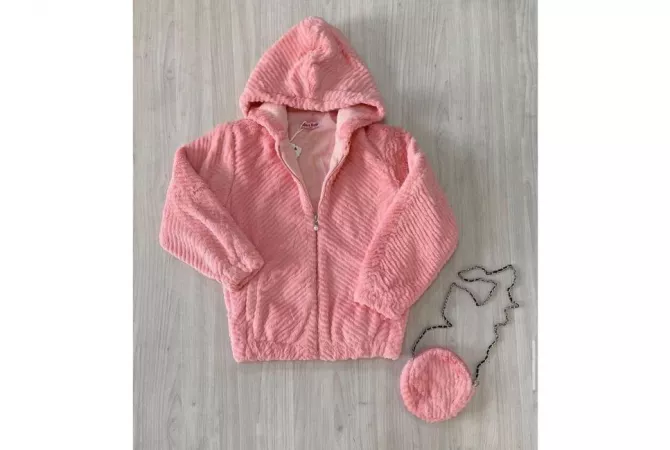 Veshje dhe Aksesor per Femije ne Tirane - 15 Euro