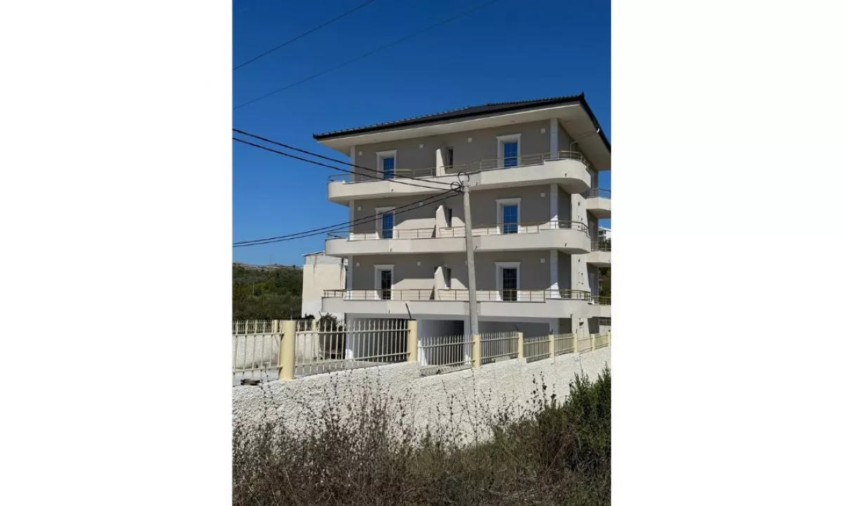  Shitet Mini Hotel – Okazion