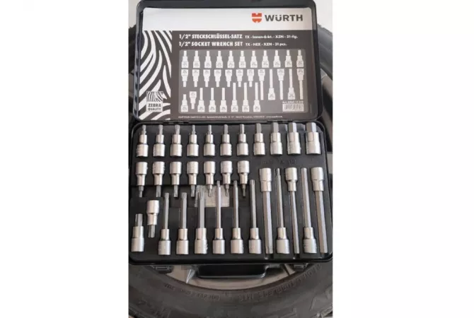 Working Tools in Tirana - 10,000 Leke