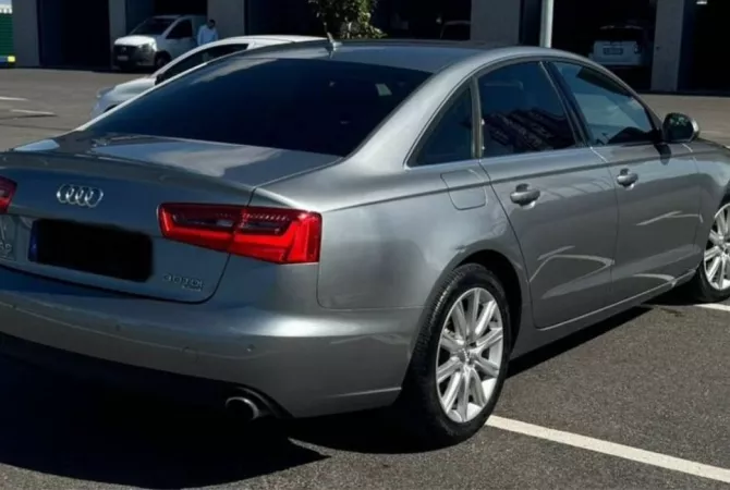 Auto in Vendita a Tirana - 12,000 Euro