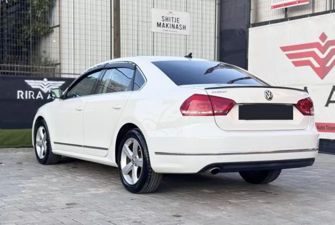 Auto in Vendita a Tirana - 8,500 Euro