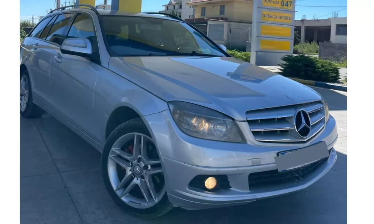 Auto in Vendita a Tirana, Mercedes-Benz, 2008 Diesel,Kambio Automatik Pagamento 4,700  Euro.