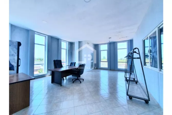 Business Property for Rent 1+1 in Lezha - 3,900 Euro