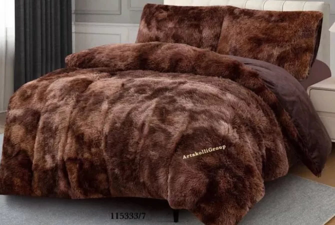 Different articles a Tirana - 35 Euro