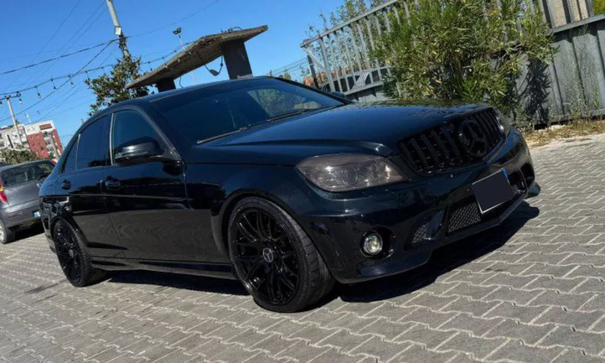 Auto in Vendita a Tirana, Mercedes-Benz, 2009 Diesel,Kambio Automatik Pagamento 8,000  Euro.