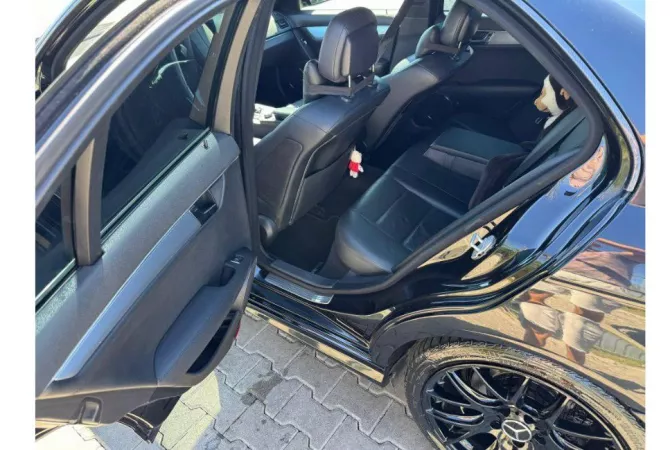 Auto in Vendita a Tirana - 8,000 Euro