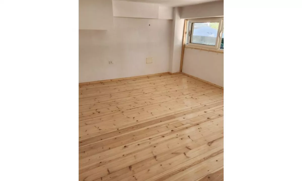 Shtepi me qera Apartament ne Tirane, 1+1, Mobilimi Bosh, pa mobiluar, Pagesa 50,000  Leke.
