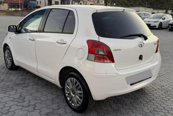 Auto in Vendita a Tirana - 3,800 Euro