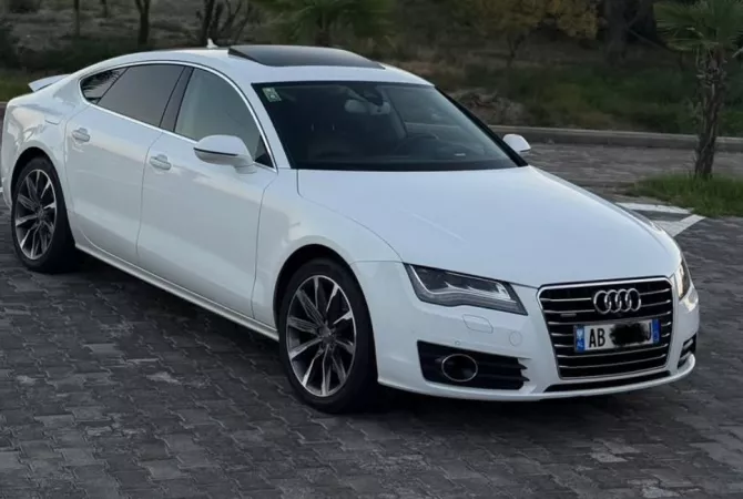 Auto in Vendita a Scutari - 13,499 Euro