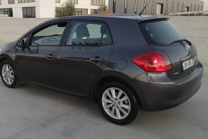 Auto in Vendita a Durazzo - 5,100 Euro