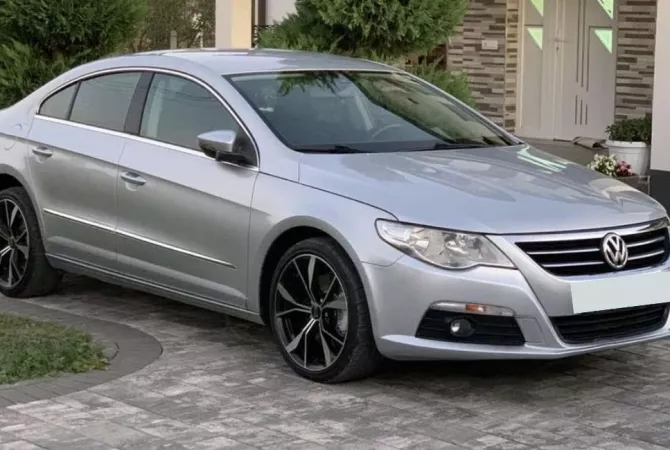 Auto in Vendita a Pristina - 9,500 Euro