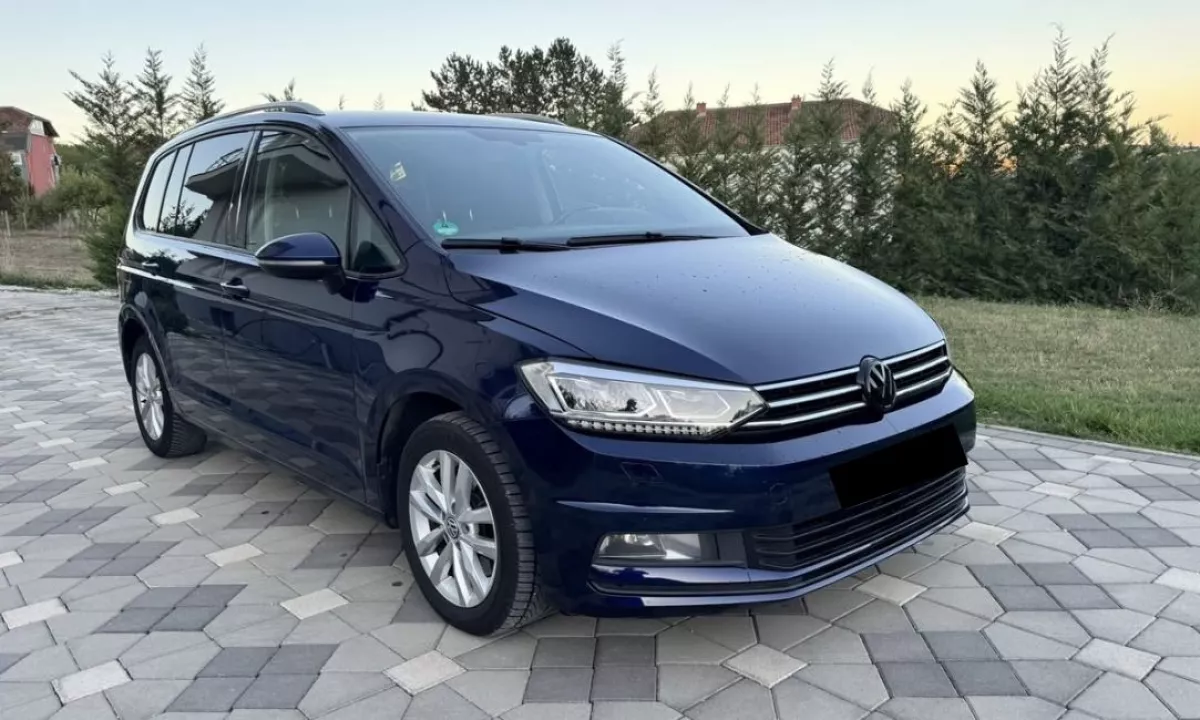 Auto in Vendita a Gjilan, Volkswagen, 2016 Diesel,Kambio Automatik Pagamento 9,700  Euro.