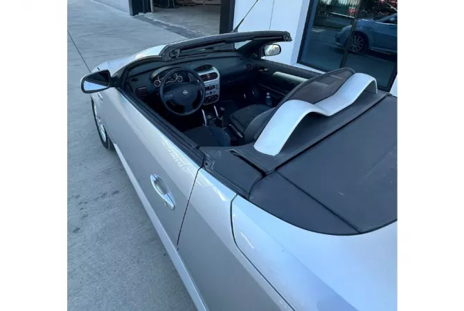 Auto in Vendita a Tirana - 2,300 Euro