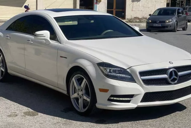 Auto in Vendita a Tirana - 12,500 Euro