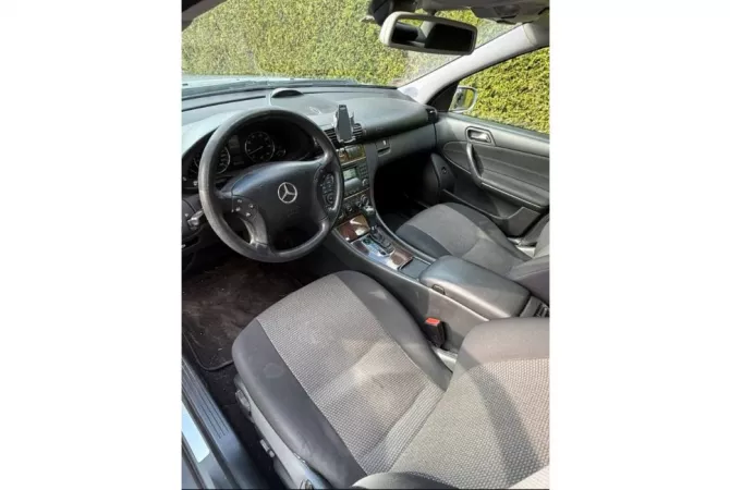 Auto in Vendita a Tirana - 4,500 Euro