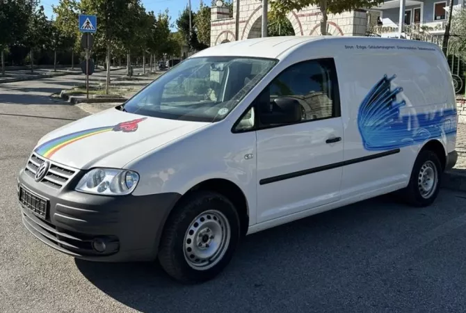 Auto in Vendita a Tirana - 7,000 Euro