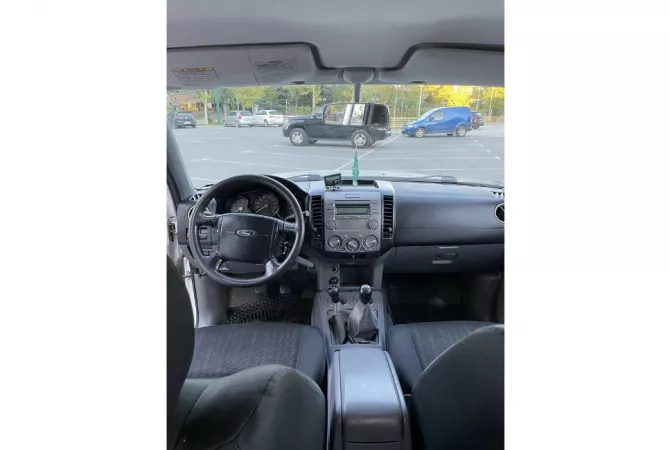 Auto in Vendita a Tirana - 10,500 Euro