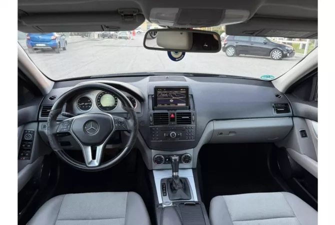 Auto in Vendita a Tirana - 7,399 Euro