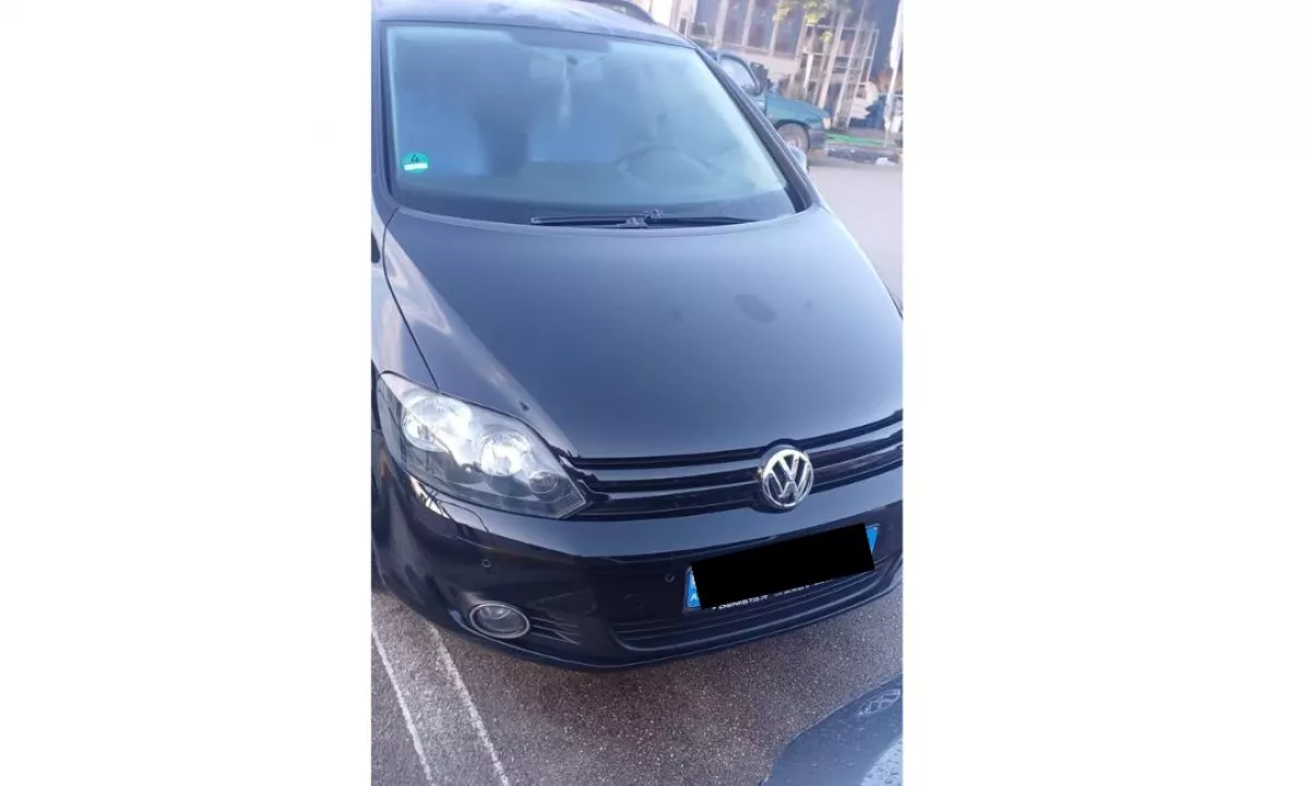 Auto in Vendita a Tirana, Volkswagen, 2009 Diesel,Kambio Automatik Pagamento 6,500  Euro.