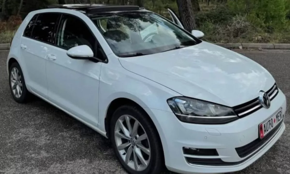 Auto in Vendita a Tirana, Volkswagen, 2015 Diesel,Kambio Automatik Pagamento 10,500  Euro.