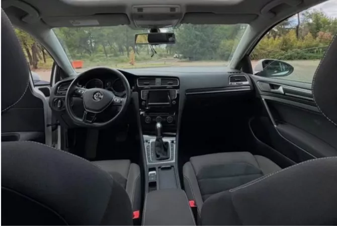 Auto in Vendita a Tirana - 10,500 Euro