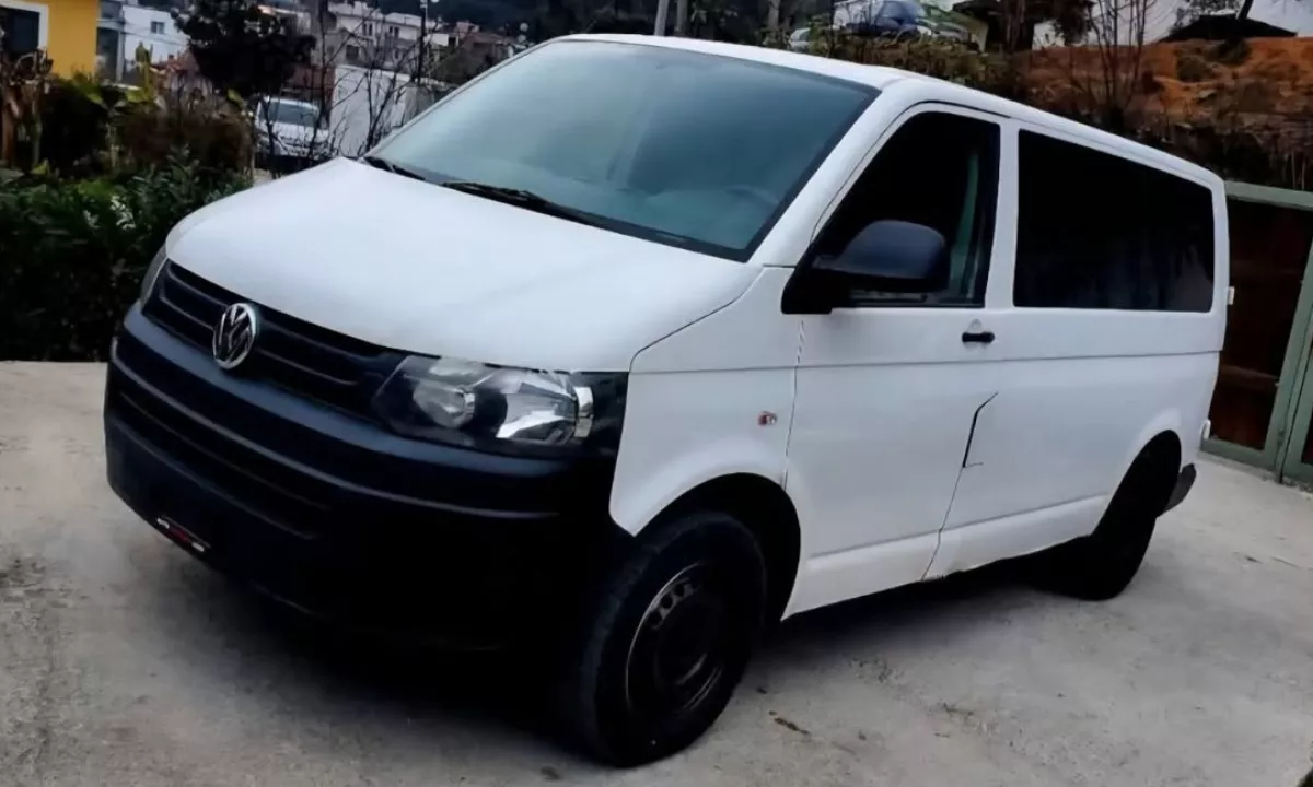Auto in Vendita a Tirana, Volkswagen, 2010 Diesel,Kambio Manual Pagamento 8,800  Euro.