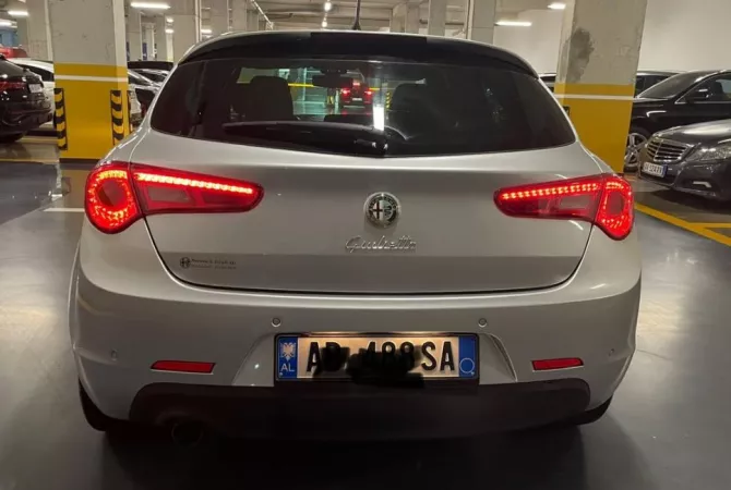 Auto in Vendita a Tirana - 6,200 Euro