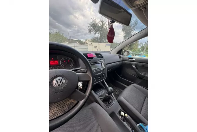 Auto in Vendita a Tirana - 3,700 Euro