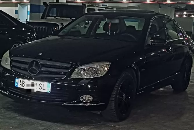 Auto in Vendita a Tirana - 6,800 Euro