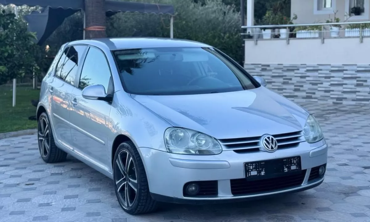 Auto in Vendita a Tirana, Volkswagen, 2006 Diesel,Kambio Manual Pagamento 3,900  Euro.