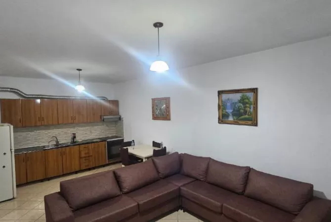  Shitet Apartament 1+1 me Ballkon – Yzberisht