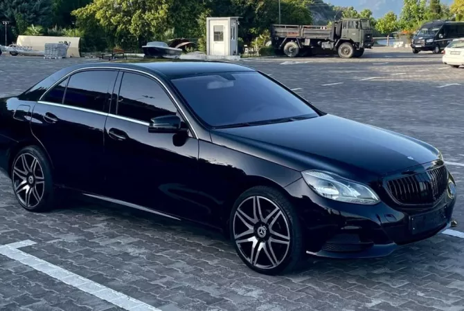 Auto in Vendita a Tirana - 12,500 Euro