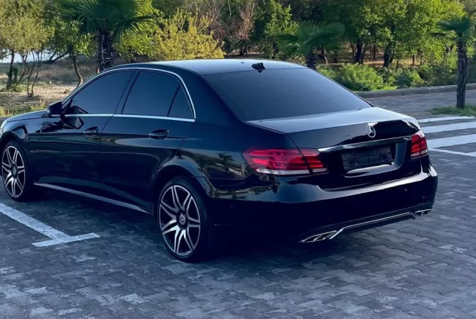 Auto in Vendita a Tirana - 12,500 Euro