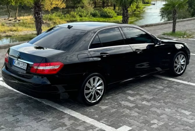 Auto in Vendita a Tirana - 9,500 Euro