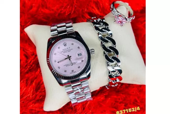 Accessori uomo e donna a Tirana - 25 Euro