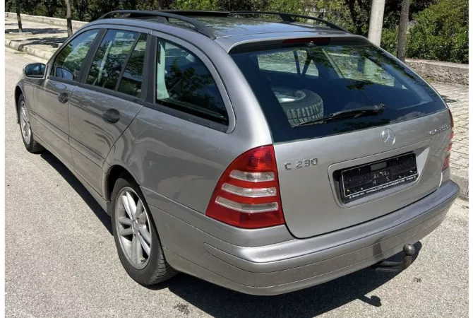 Auto in Vendita a Tirana - 4,250 Euro