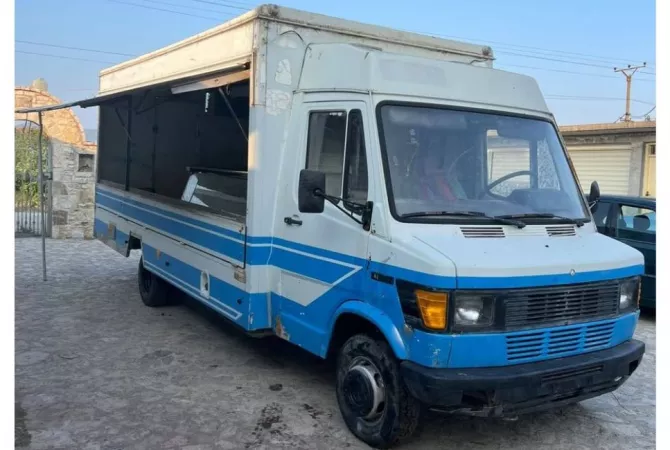 Auto in Vendita a Durazzo - 4,500 Euro