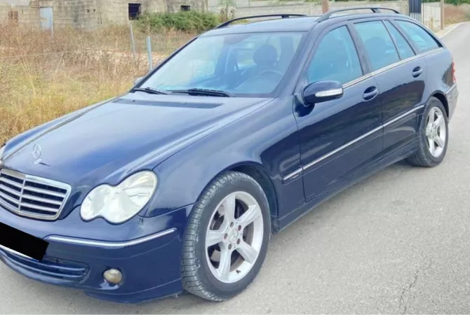 Auto in Vendita a Tirana - 3,500 Euro