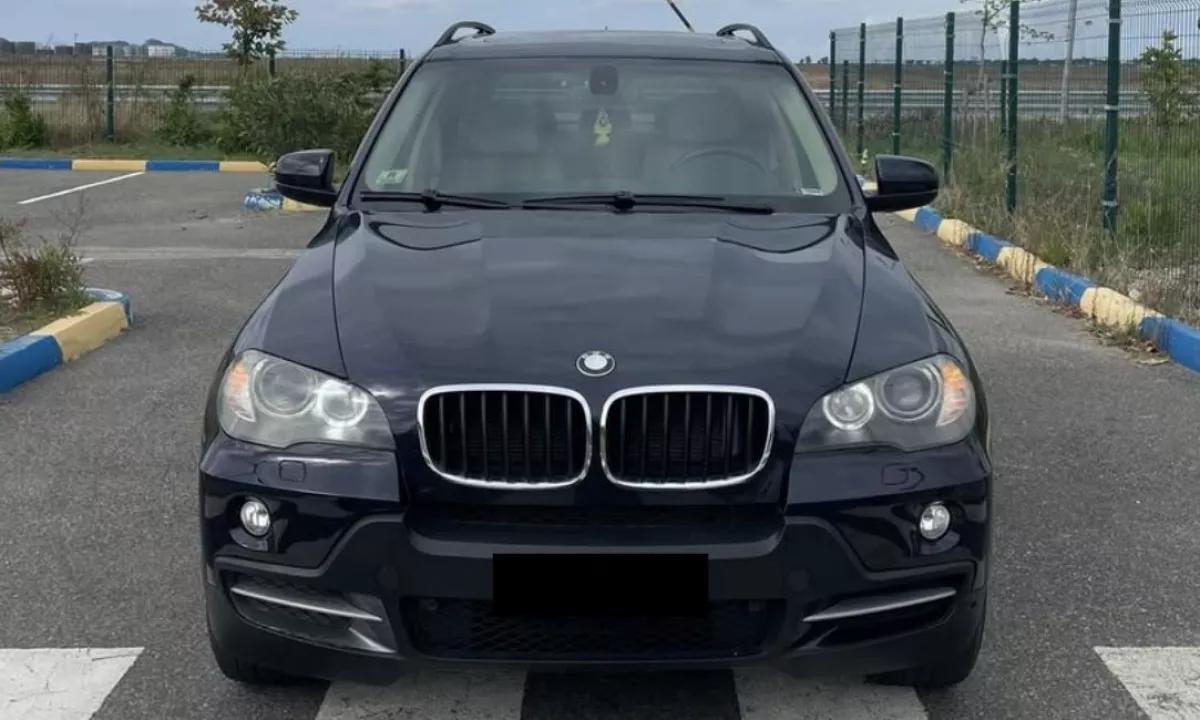 Auto in Vendita a Tirana, BMW, 2008 gasoline-gas,Kambio Automatik Pagamento 6,700  Euro.