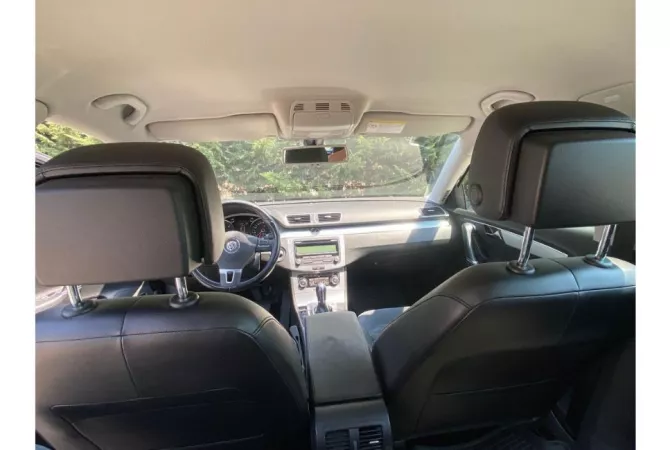 Auto in Vendita a Tirana - 7,500 Euro