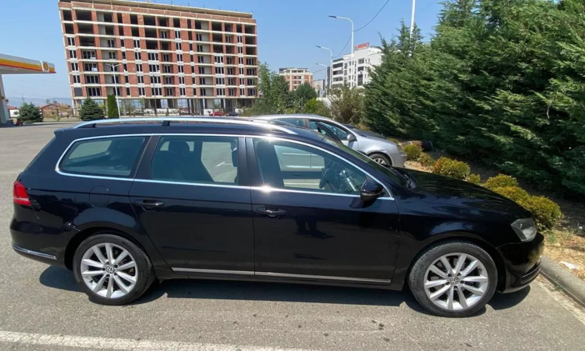 Auto in Vendita a Tirana, Volkswagen, 2011 Diesel,Kambio Automatik Pagamento 7,500  Euro.