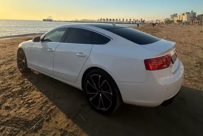 Auto in Vendita a Tirana - 12,500 Euro