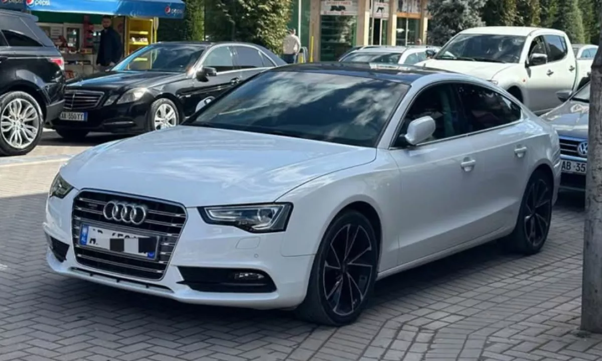 Auto in Vendita a Tirana, Audi, 2014 Diesel,Kambio Automatik Pagamento 12,500  Euro.