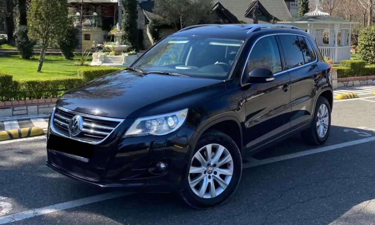 Auto in Vendita a Tirana, Volkswagen, 2011 Diesel,Kambio Automatik Pagamento 8,900  Euro.