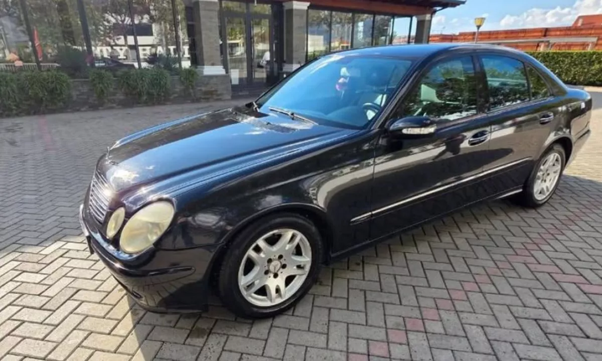 Auto in Vendita a Tirana, Mercedes-Benz, 2005 Diesel,Kambio Automatik Pagamento 3,800  Euro.