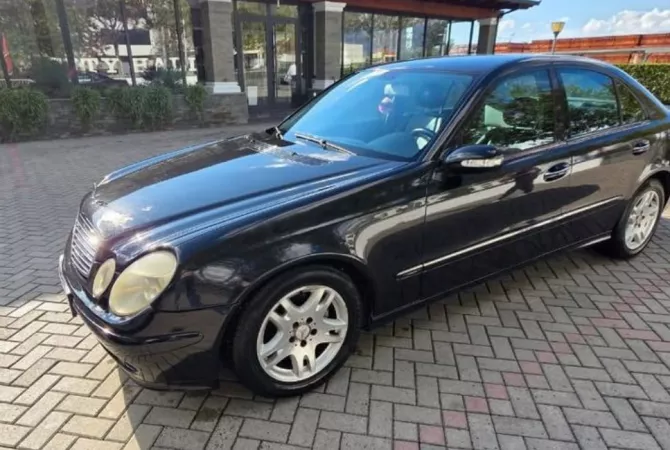 Auto in Vendita a Tirana - 3,800 Euro