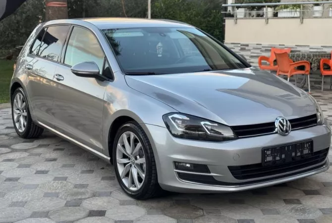 Auto in Vendita a Tirana - 8,600 Euro