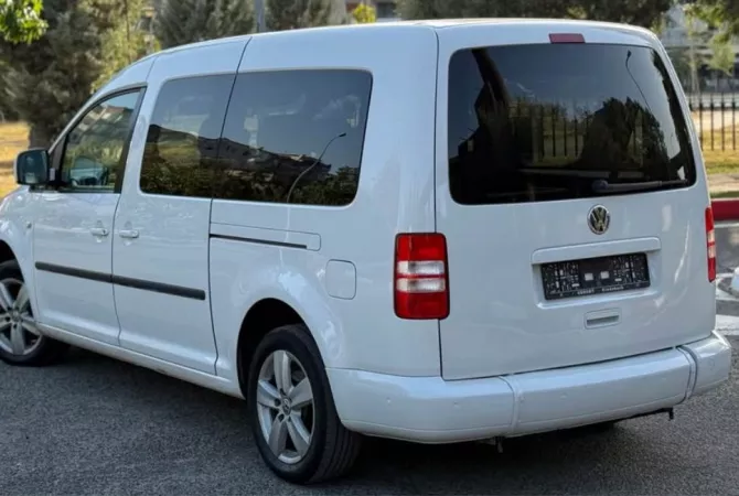 Auto in Vendita a Tirana - 6,700 Euro