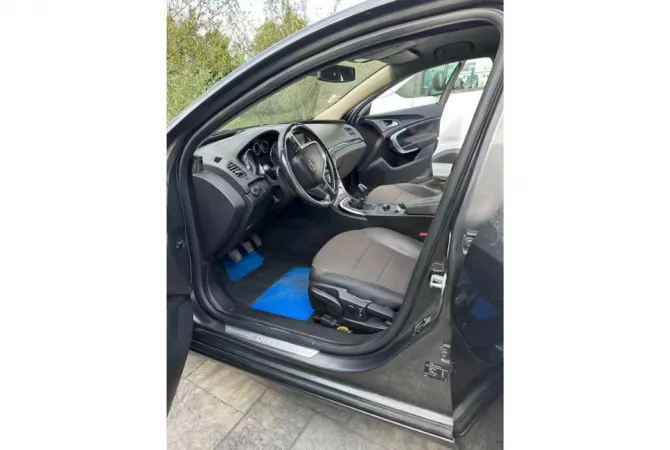 Auto in Vendita a Tirana - 4,500 Euro